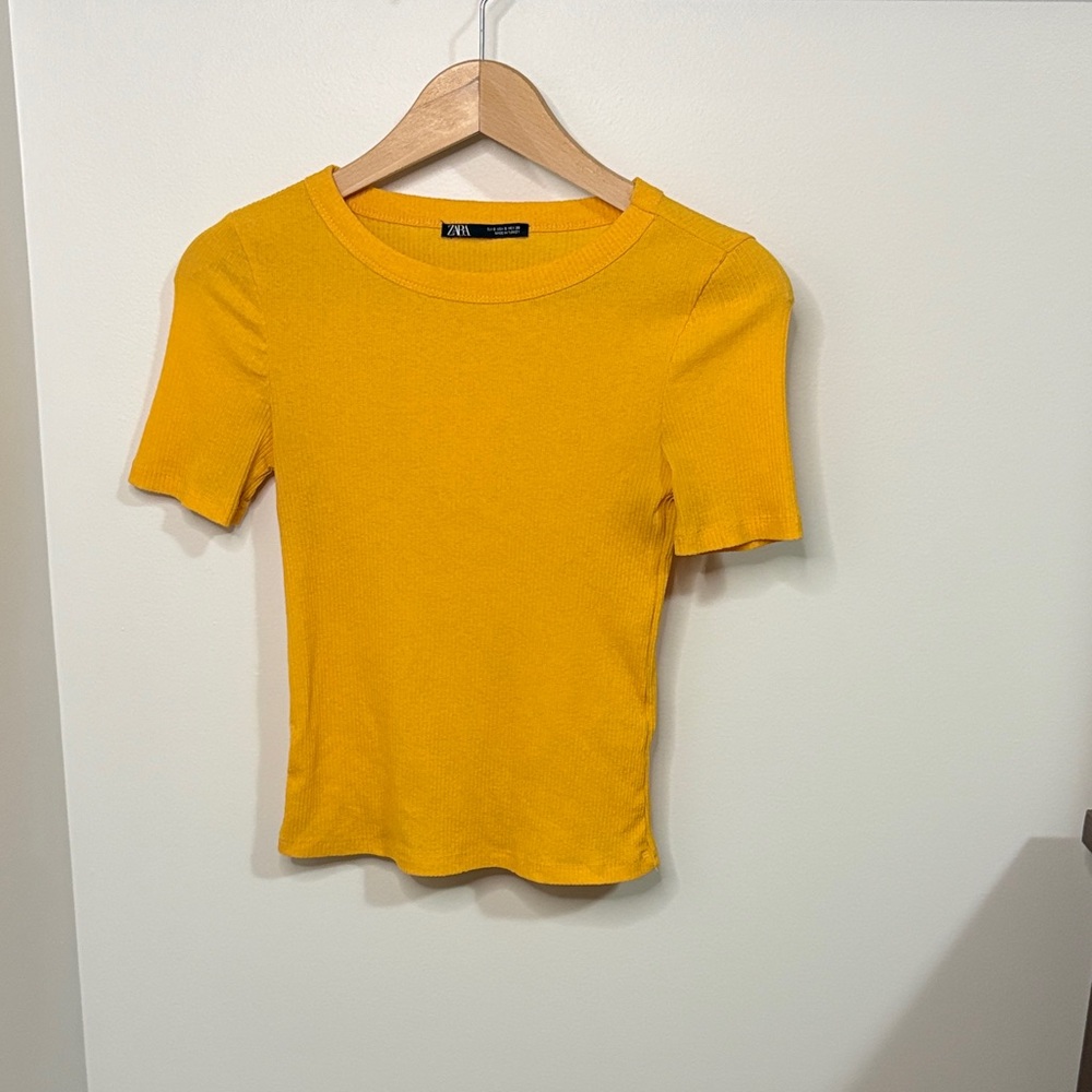 Zara Women's Vibrant Yellow Tee